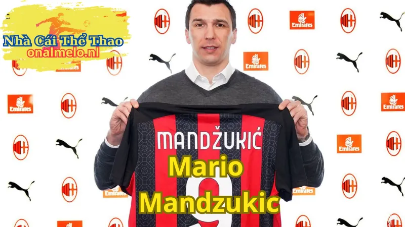 Mario Mandzukic và siêu phẩm để đời